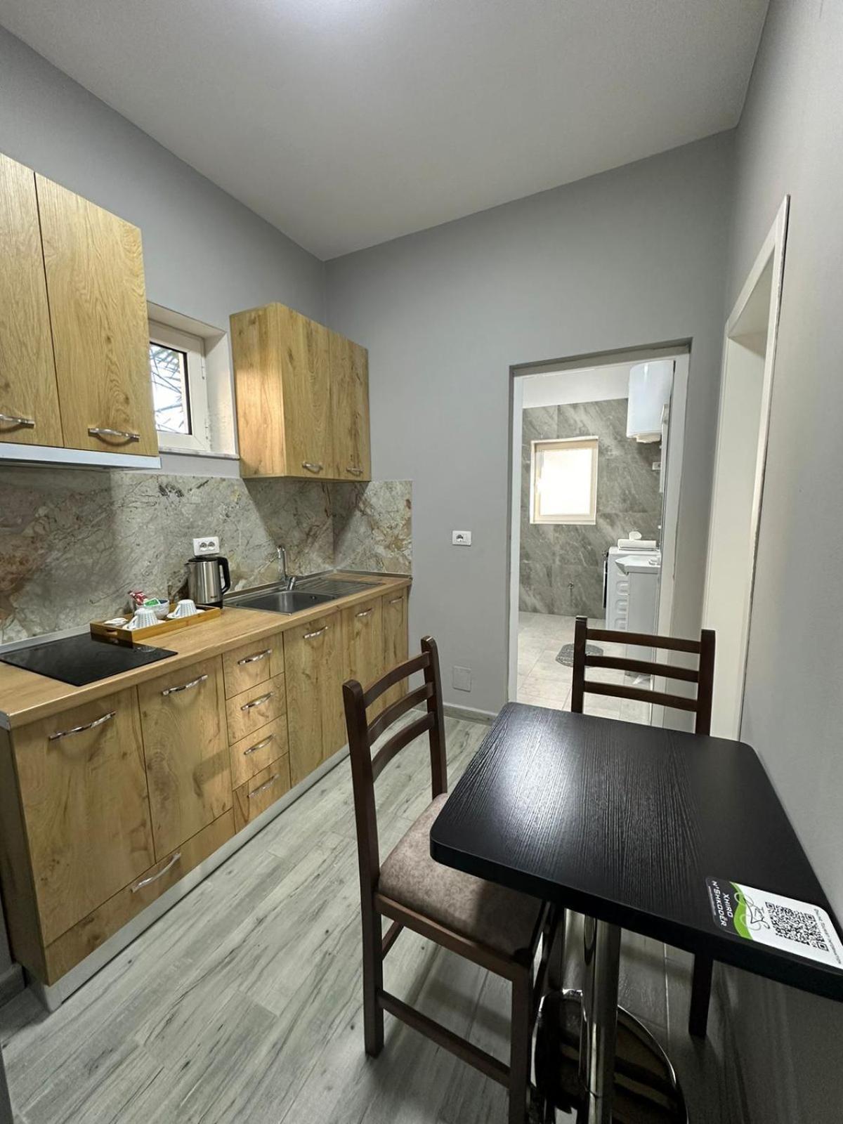 Xhiro N'Shkoder Apartments Екстер'єр фото