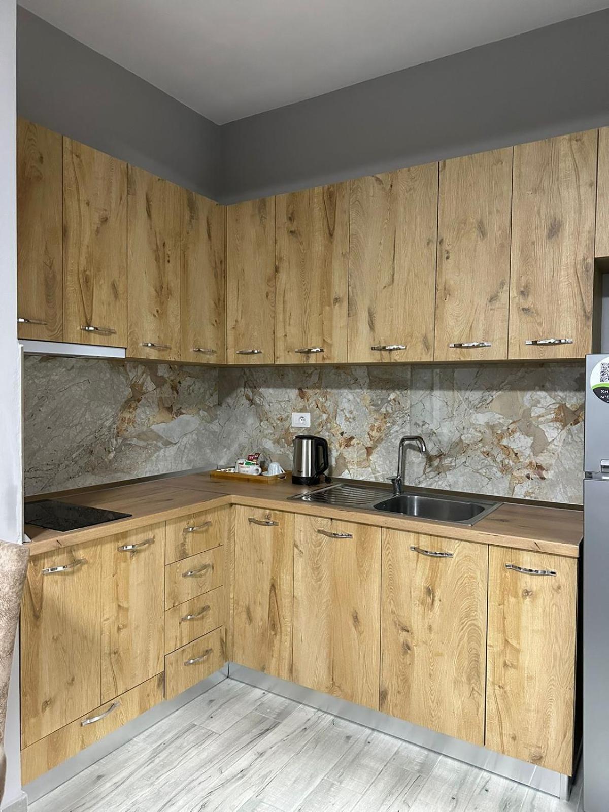Xhiro N'Shkoder Apartments Екстер'єр фото
