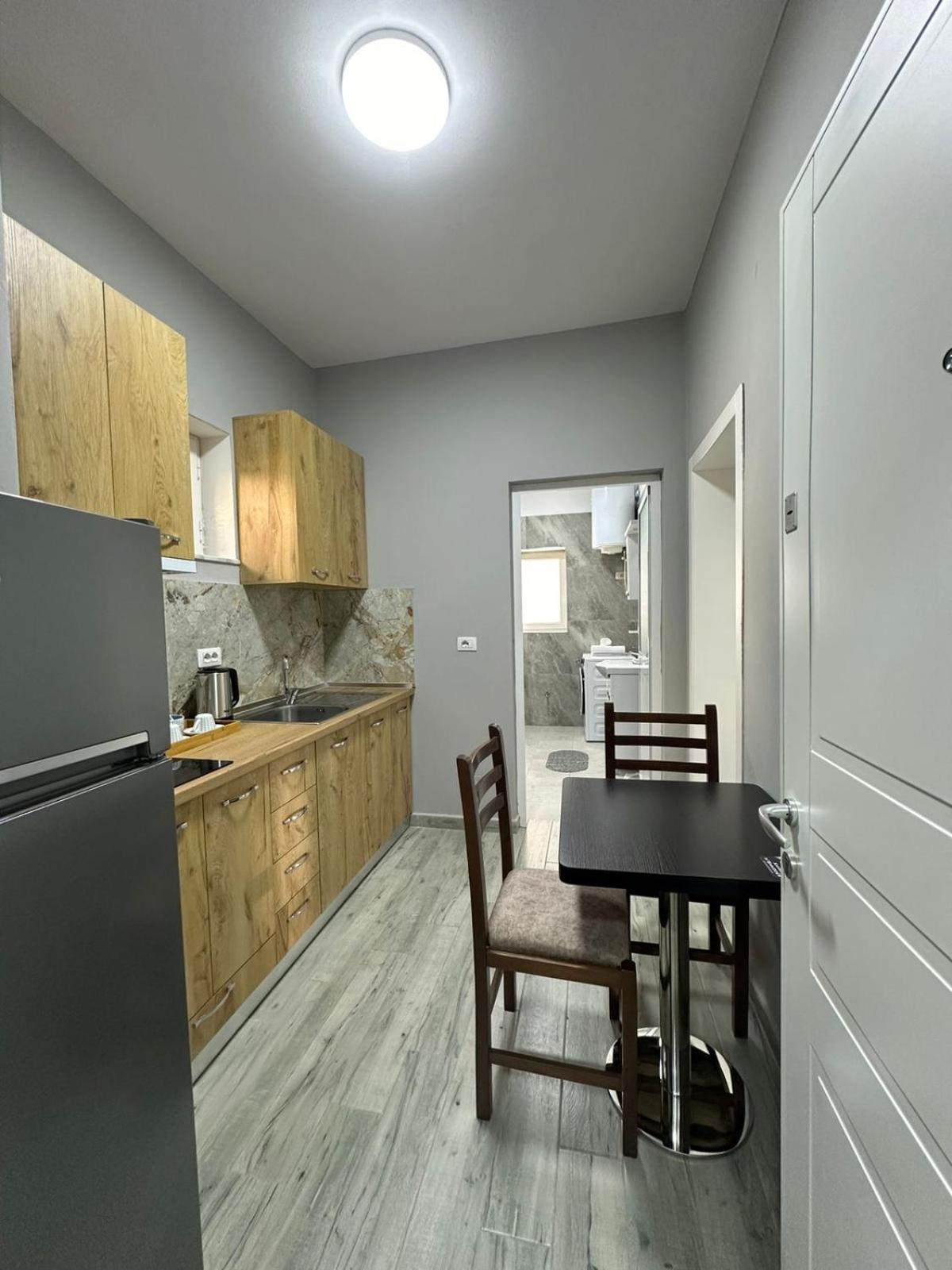Xhiro N'Shkoder Apartments Екстер'єр фото